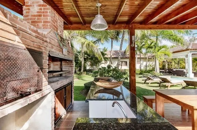 Villa, 4 Yatak Odası, Kişiye Özel Havuzlu, Avlu