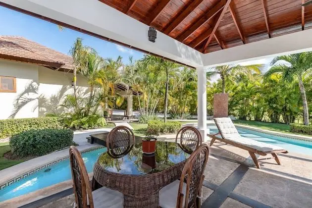 Villa, 4 Yatak Odası, Kişiye Özel Havuzlu, Avlu