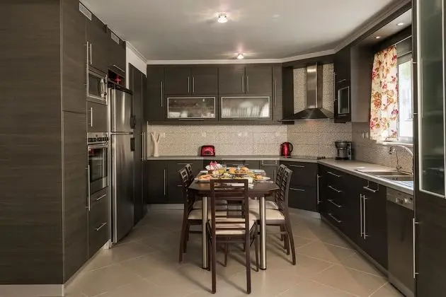 Villa, 4 Yatak Odası, Kişiye Özel Havuzlu