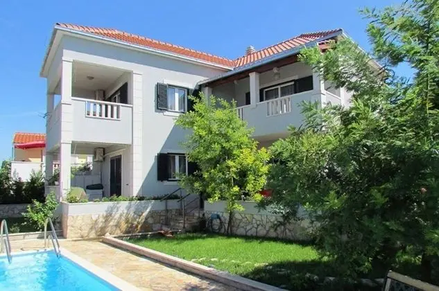 Villa, Birden Çok Yatak