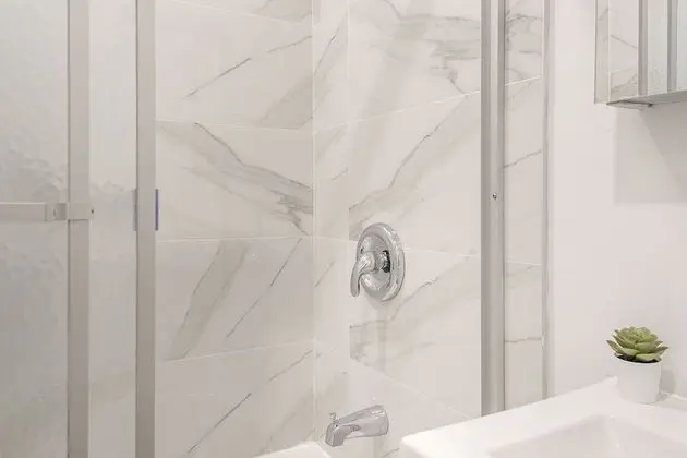 Tek Büyük Yataklı Oda, 1 Çift Kişilik Yatak