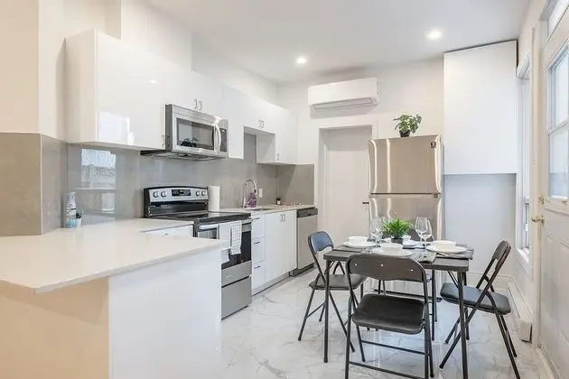 Tek Büyük Yataklı Oda, 1 Çift Kişilik Yatak