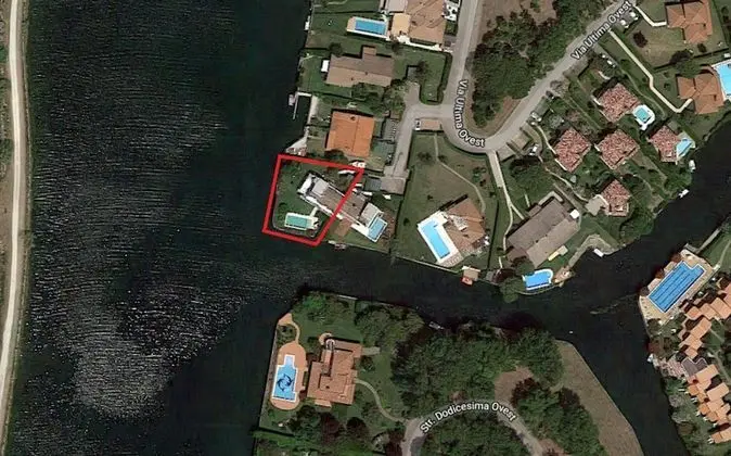 Villa, 4 Yatak Odası, Balkon