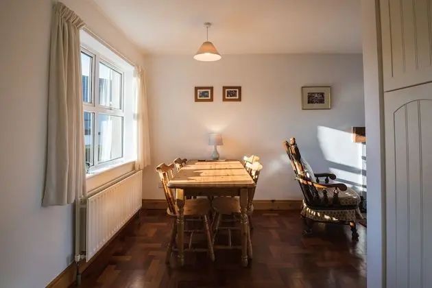 Ev, 2 Büyük (Queen) Boy Yatak