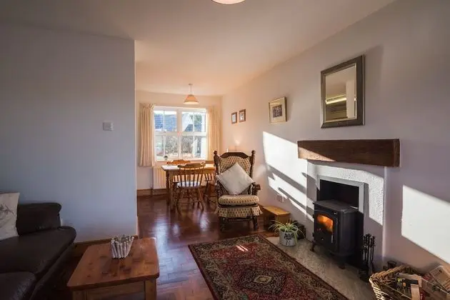 Ev, 2 Büyük (Queen) Boy Yatak