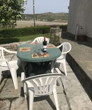 Ev, 2 Büyük (Queen) Boy Yatak