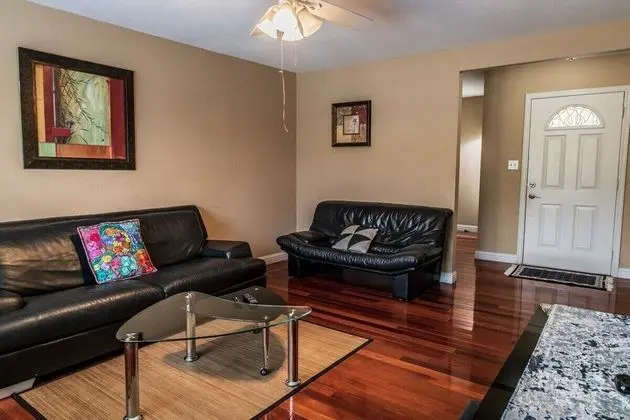 Ev (Beautiful Single Family Home in Union)