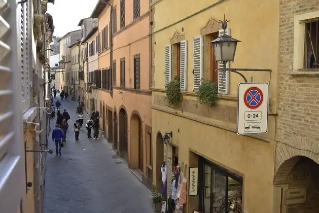 Apart Daire, 1 Büyük (Queen) Boy Yatak