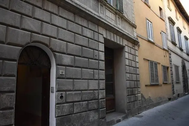 Apart Daire, 1 Büyük (Queen) Boy Yatak