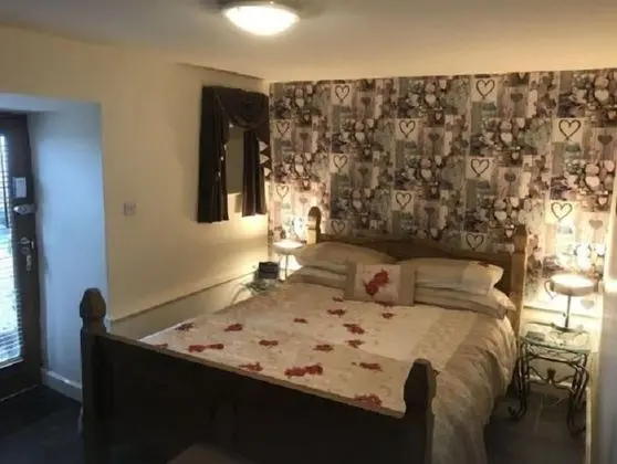 Premier Kır Evi