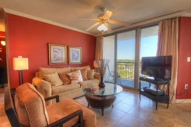 Daire, Birden Çok Yatak (Beautifully decorated ocean view cond)