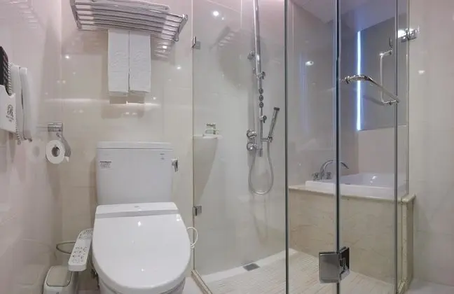 Deluxe Üç Kişilik Oda