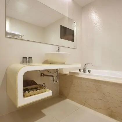 Deluxe Üç Kişilik Oda