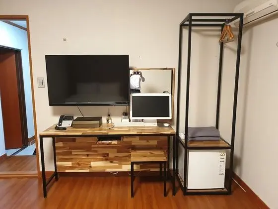 İki Ayrı Yataklı Oda, Sigara İçilmez