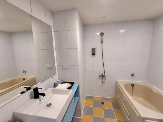 Basic İki Ayrı Yataklı Oda
