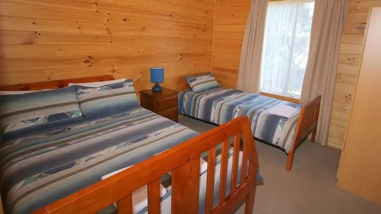 Waterfront Cabin 5 Share