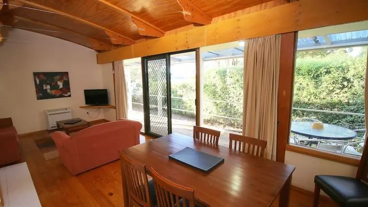 Waterfront Cabin 5 Share