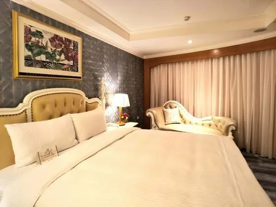 Luxury Tek Büyük Yataklı Oda