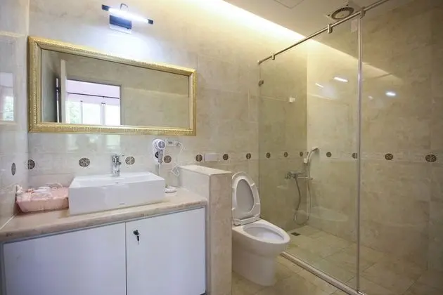 Standard Tek Büyük Yataklı Oda (103)