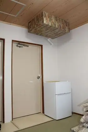 İki Ayrı Yataklı Oda, Sigara İçilmez