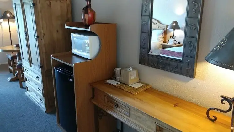 Standard Oda, 2 Büyük (Queen) Boy Yatak, Zemin Kat