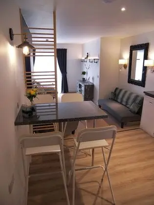 Deluxe Stüdyo, Özel Banyo (Flat 1)