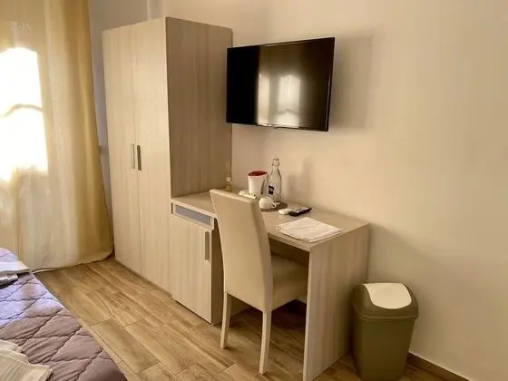 Economy Tek Büyük Yataklı Oda