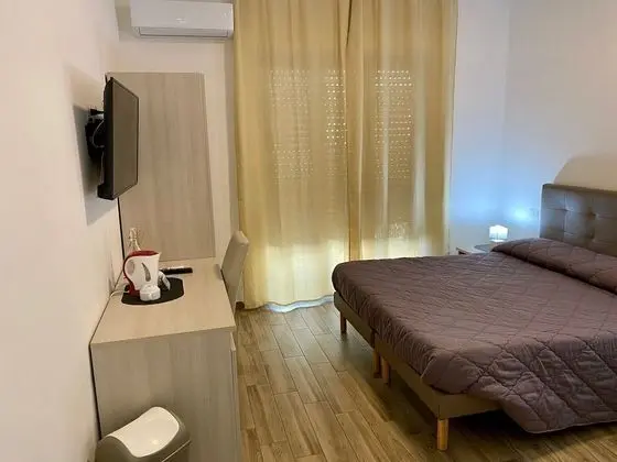 Standard Tek Büyük veya İki Ayrı Yataklı Oda, Balkon