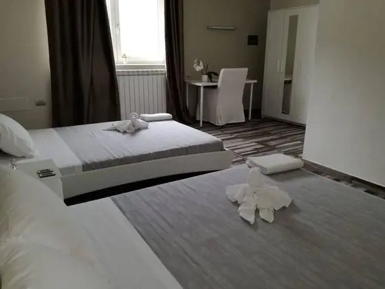 Deluxe Dört Kişilik Oda