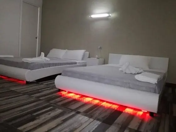 Deluxe Dört Kişilik Oda