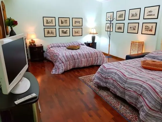 Comfort Dört Kişilik Oda, 2 Büyük (Queen) Boy Yatak, Özel Banyo, Bahçe Manzaralı