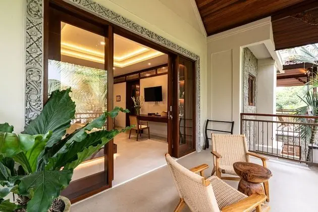 Superior Tek Büyük veya İki Ayrı Yataklı Oda, Balkon (Superior Suite)