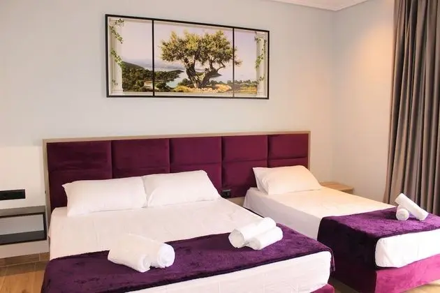 Deluxe Üç Kişilik Oda