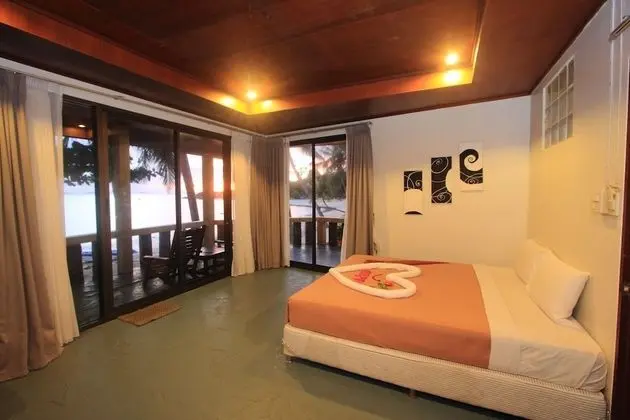 Family Beach Front Deluxe