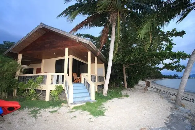 Family Beach Front Deluxe