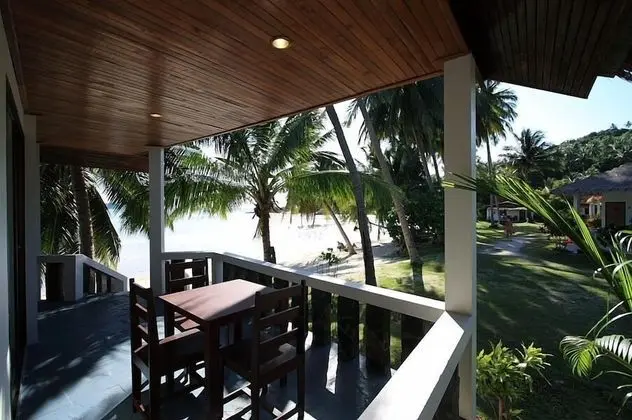 Family Beach Front Deluxe