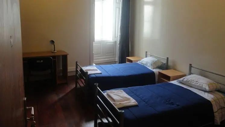 Üç Kişilik Oda, Ortak Banyo