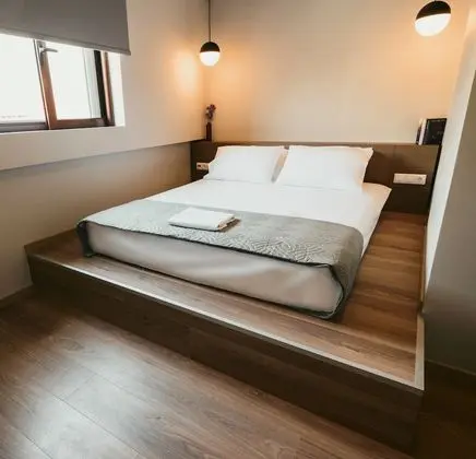 Tek Büyük Yataklı Oda