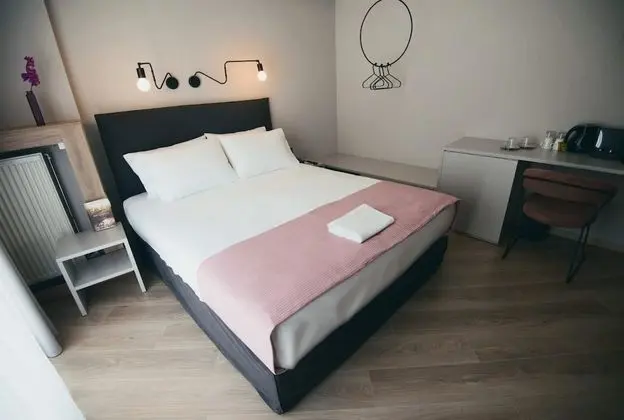 Tek Büyük Yataklı Oda, Balkon