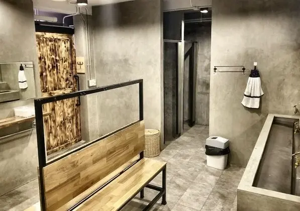 Standard Ortak Ranzalı Oda, Sadece kadınlar için, Penceresiz