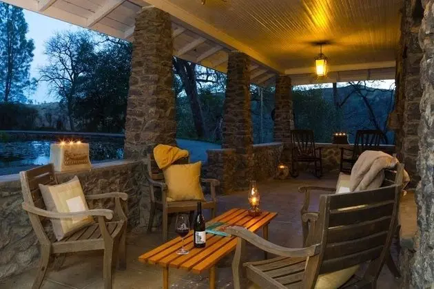 Romantic Kır Evi, 1 En Büyük (King) Boy Yatak, Sigara İçilmez