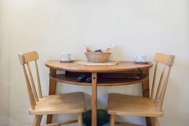 Tek Büyük veya İki Ayrı Yataklı Oda, Ortak Banyo