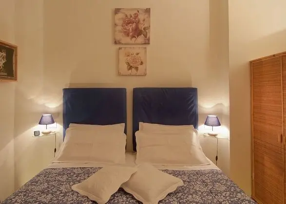 Tek Büyük veya İki Ayrı Yataklı Oda, Özel Banyo