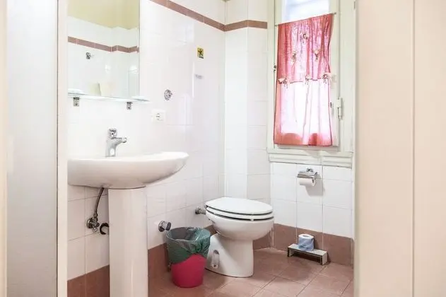 Tek Büyük veya İki Ayrı Yataklı Oda, Özel Banyo