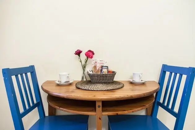 Tek Kişilik Oda, Ortak Banyo