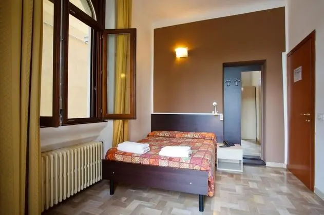 Üç Kişilik Oda, Özel Banyo