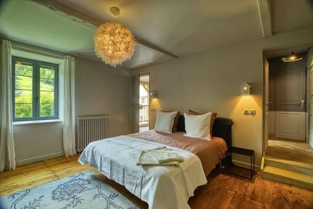 Tek Büyük veya İki Ayrı Yataklı Oda, Bahçe Manzaralı