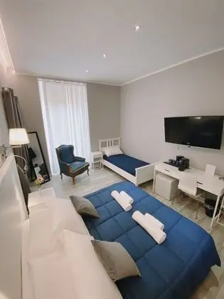 Üç Kişilik Oda