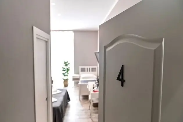 Üç Kişilik Oda