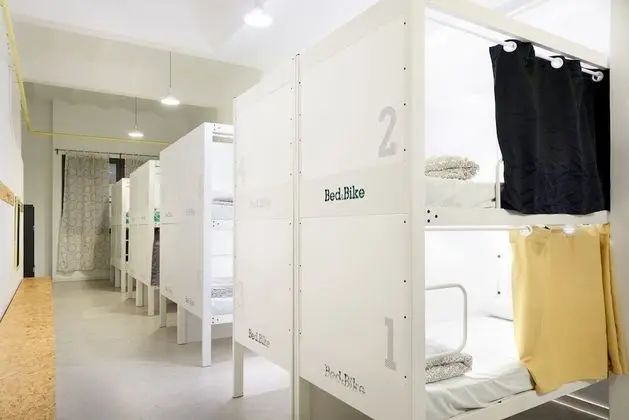 Ortak Ranzalı Oda, Karma Ranzalı Oda (12 - bed room)